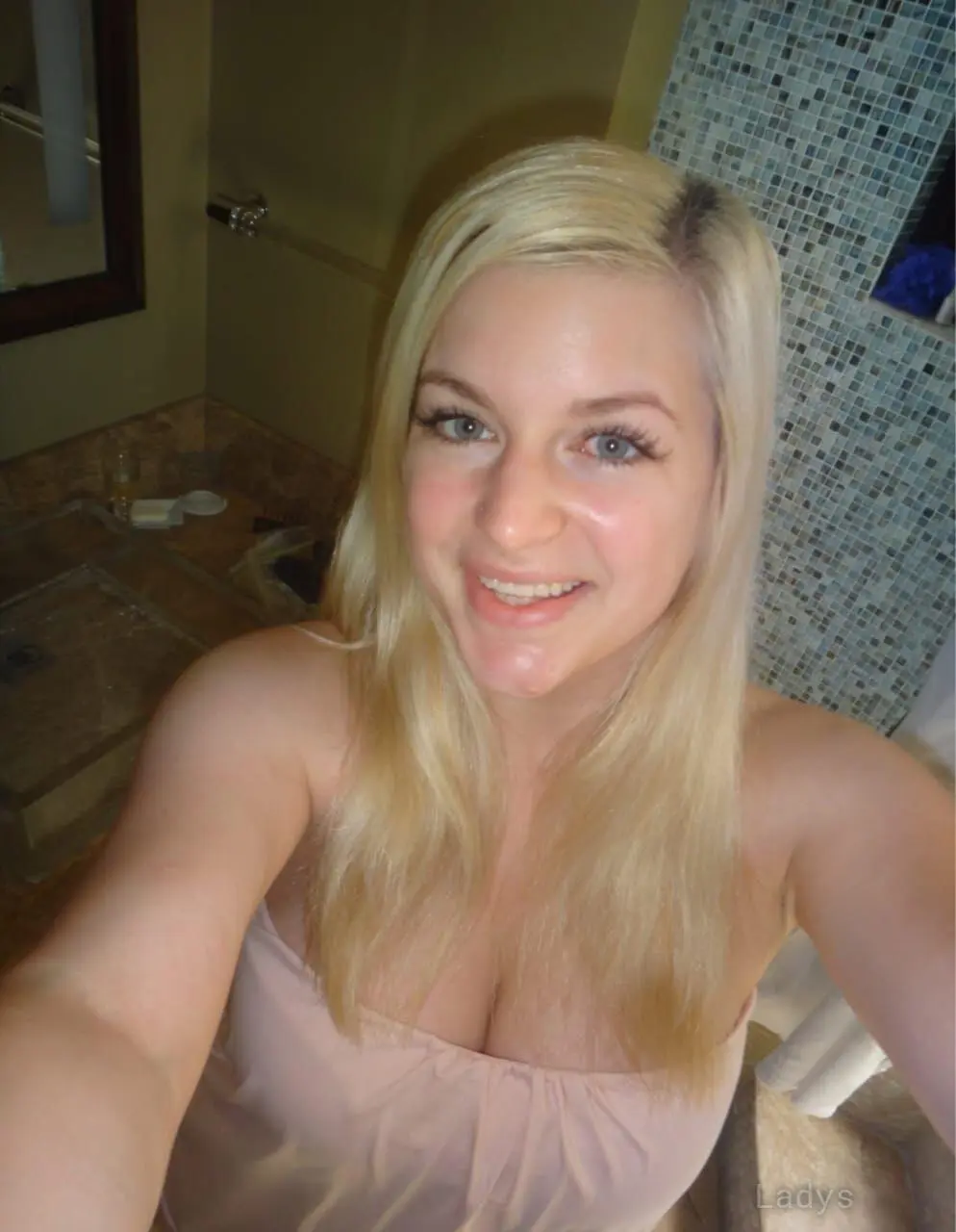 massages  • Deep Tissue • happy ending, 30 years beautiful nude Winston-Salem escorts girl, height 167 sm, Weight 61 kg