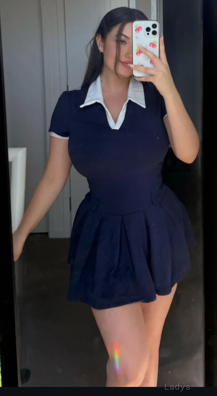 Sarah Patrick, 35 years beautiful nude Winston-Salem escorts girl, height 169 sm, Weight 68 kg
