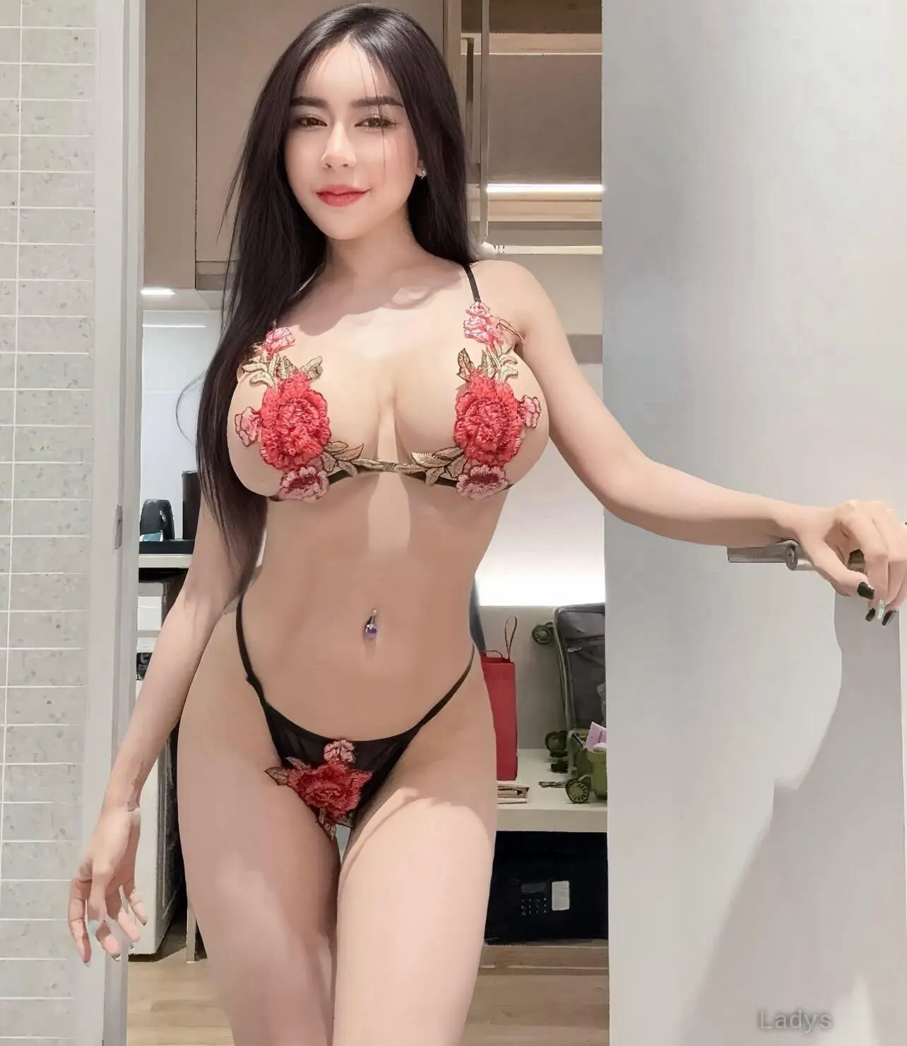 Mina, 24 years old Yanbu escort girl with big tits, height 162 sm, Weight  kg
