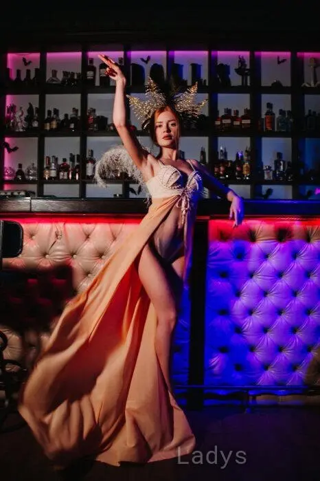 Kira, 21 years beautiful nude Yerevan escorts girl, height 160 sm, Weight 45 kg