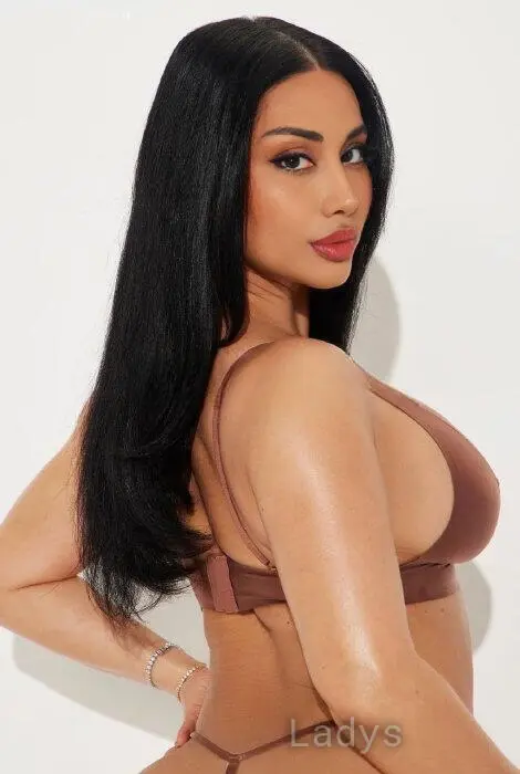 Mariam, 27 years beautiful nude Yerevan escorts girl, height 170 sm, Weight 60 kg