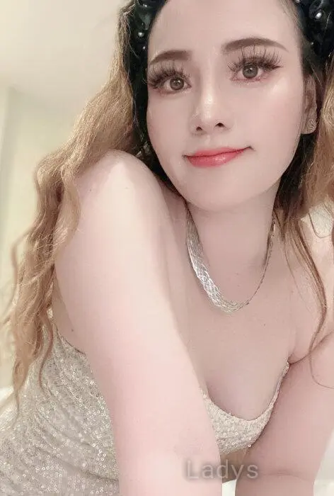 Yuumi, 24 years beautiful nude Yerevan escorts girl, height 162 sm, Weight 52 kg
