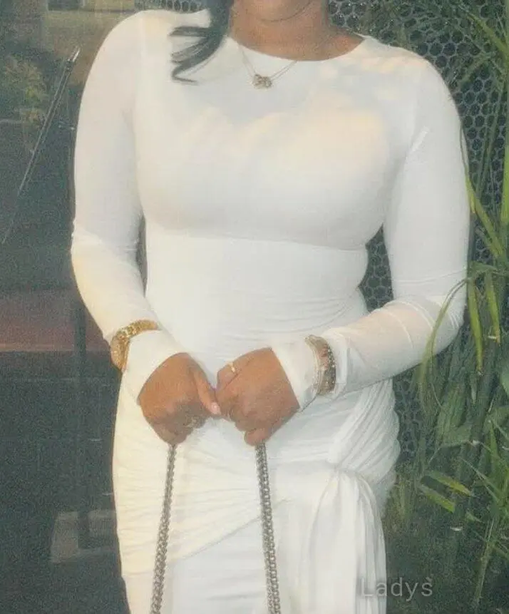 Bisola, 24 years old Yokohama escort girl with big tits, height 151 sm, Weight kg