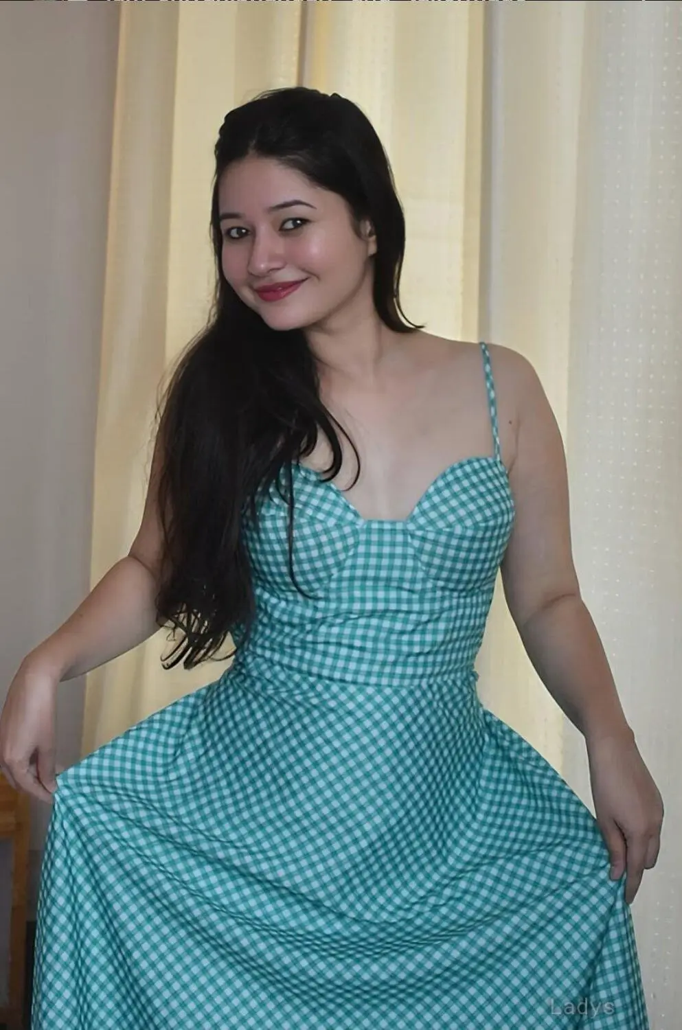 Shivani, 22 years old Yokohama escort girl with big tits, height 169 sm, Weight  kg