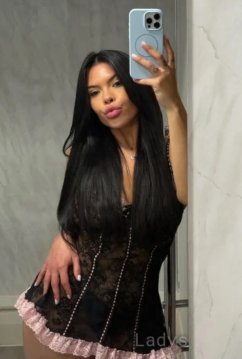 Zoe, 25 years beautiful nude Zadar escorts girl, height 153 sm, Weight 64 kg