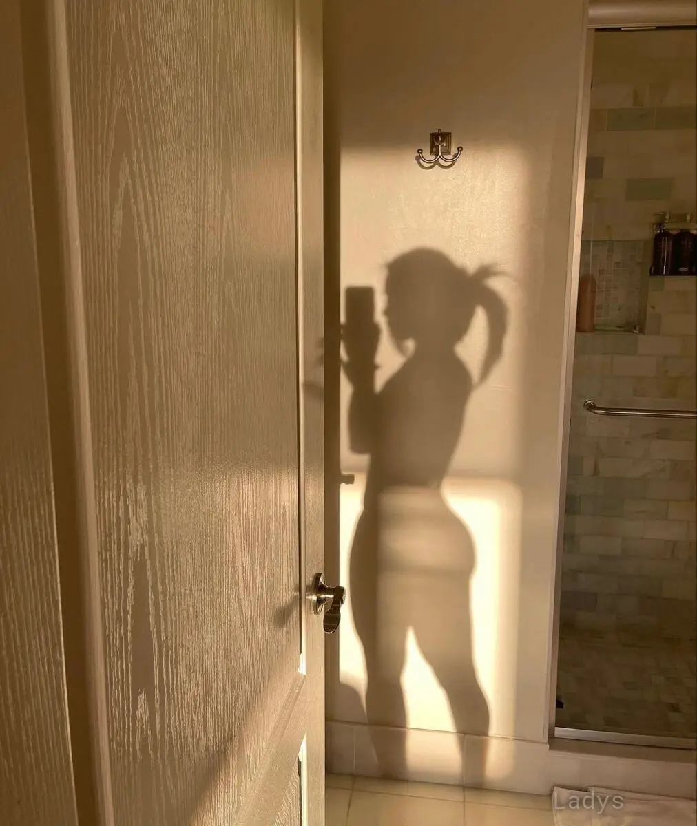 I'm a fountain woman, I do everything wi, 28 years old Zagreb escort girl with big tits, height 170 sm, Weight 50 kg