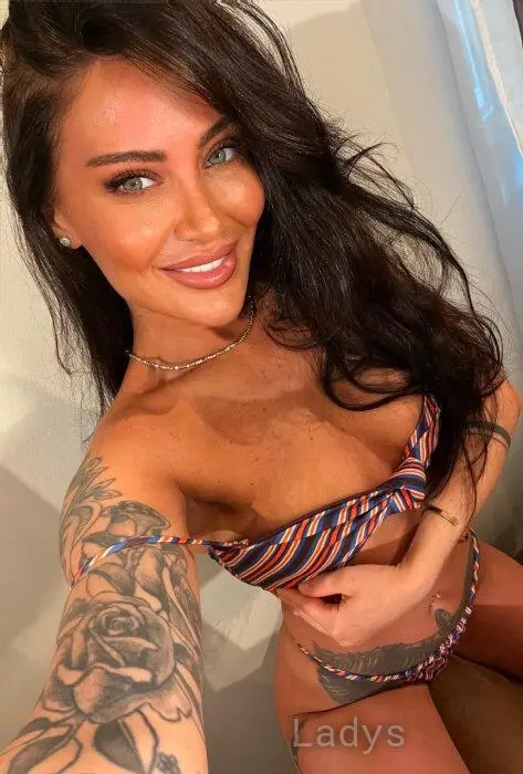 Angela, 24 years beautiful nude Zagreb escorts girl, height 159 sm, Weight 57 kg