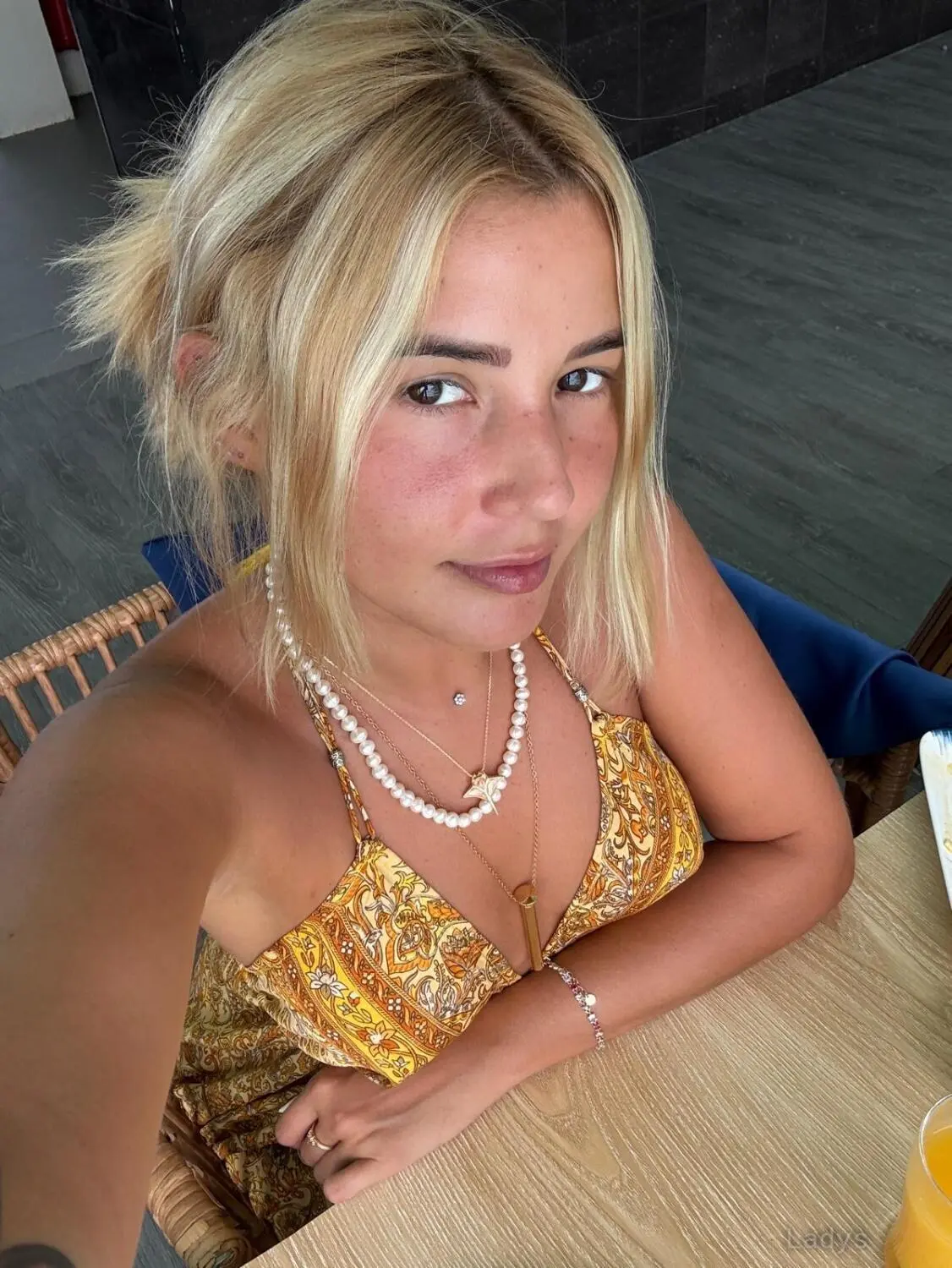 Masaža i erotske usluge, 26 years beautiful nude Zagreb escorts girl, height 172 sm, Weight 37 kg