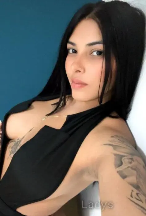 Valeria, 23 years beautiful nude Zagreb escorts girl, height 160 sm, Weight 60 kg