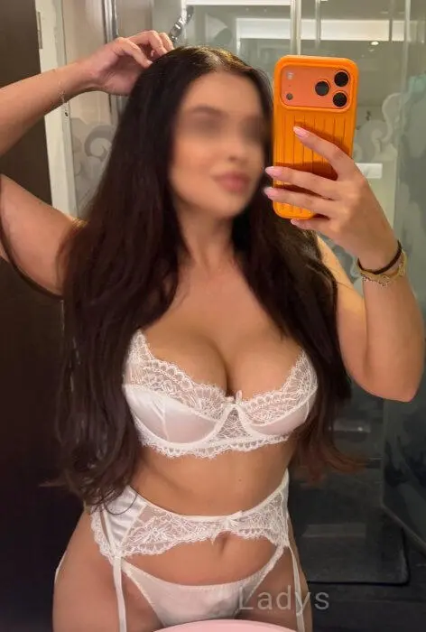 Ava, 25 years beautiful nude Zurich escorts girl, height 165 sm, Weight 60 kg
